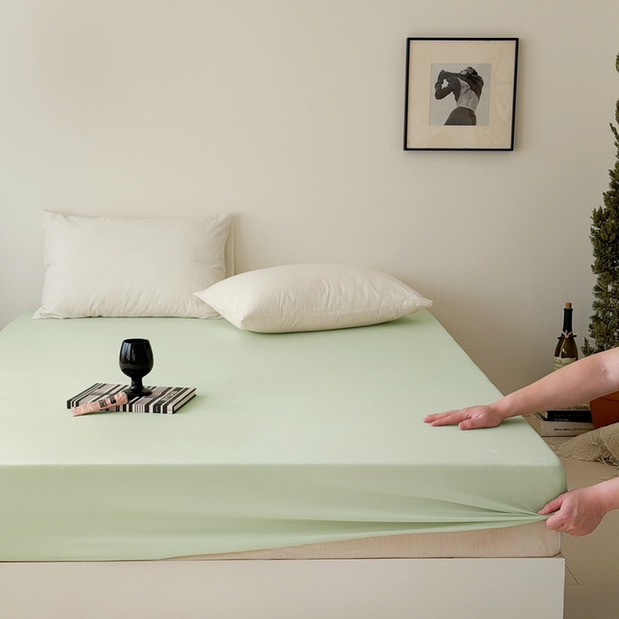 91家纺网 家纺一手货源 找家纺 法芙娜家纺 2026新款纯色165克双面锦氨凉感冰皮床笠 绿色