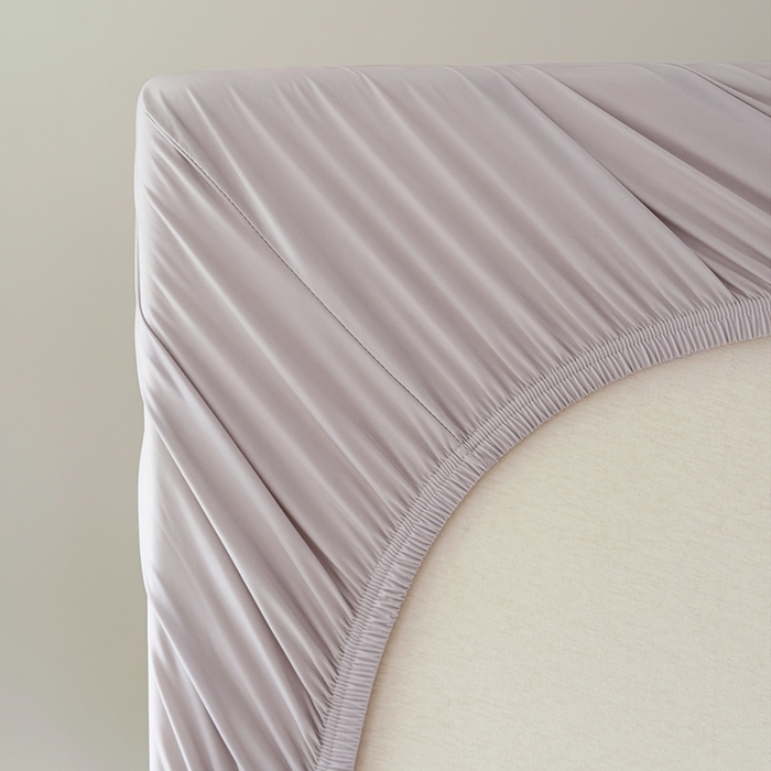 91家纺网 家纺一手货源 找家纺 法芙娜家纺 2026新款纯色165克双面锦氨凉感冰皮床笠 紫色