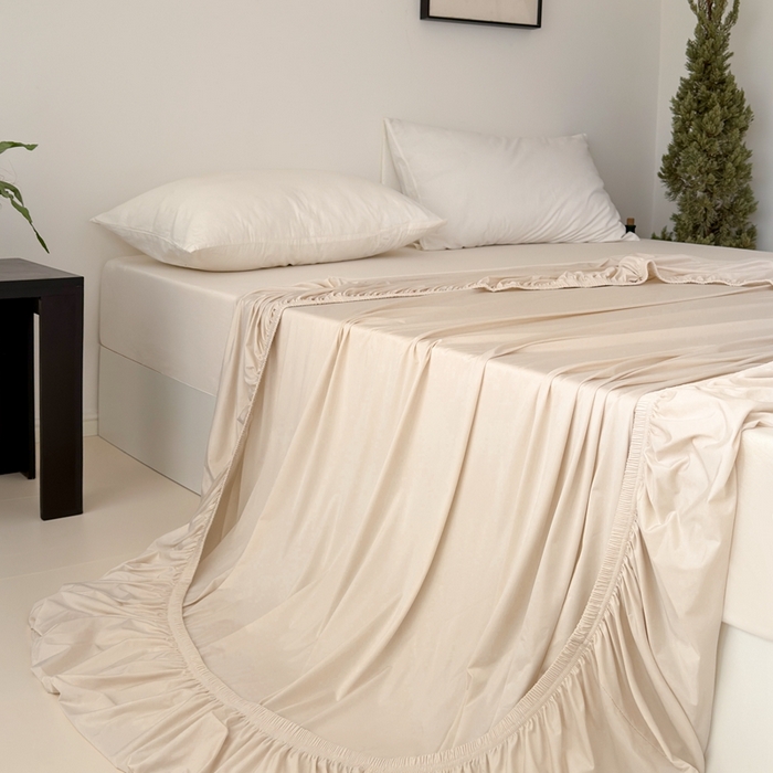 91家纺网 家纺一手货源 找家纺 法芙娜家纺 2026新款纯色165克双面锦氨凉感冰皮床笠 杏色