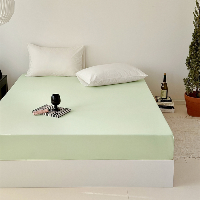 91家纺网 家纺一手货源 找家纺 法芙娜家纺 2026新款纯色165克双面锦氨凉感冰皮床笠 绿色