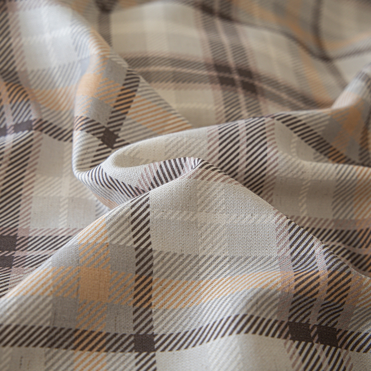 91家纺网 家纺一手货源 找家纺 桃子家居 2026新款A类纯棉棉麻三角针工艺贝壳边简约水洗棉麻四件套系列 棉麻-三角针栗木格