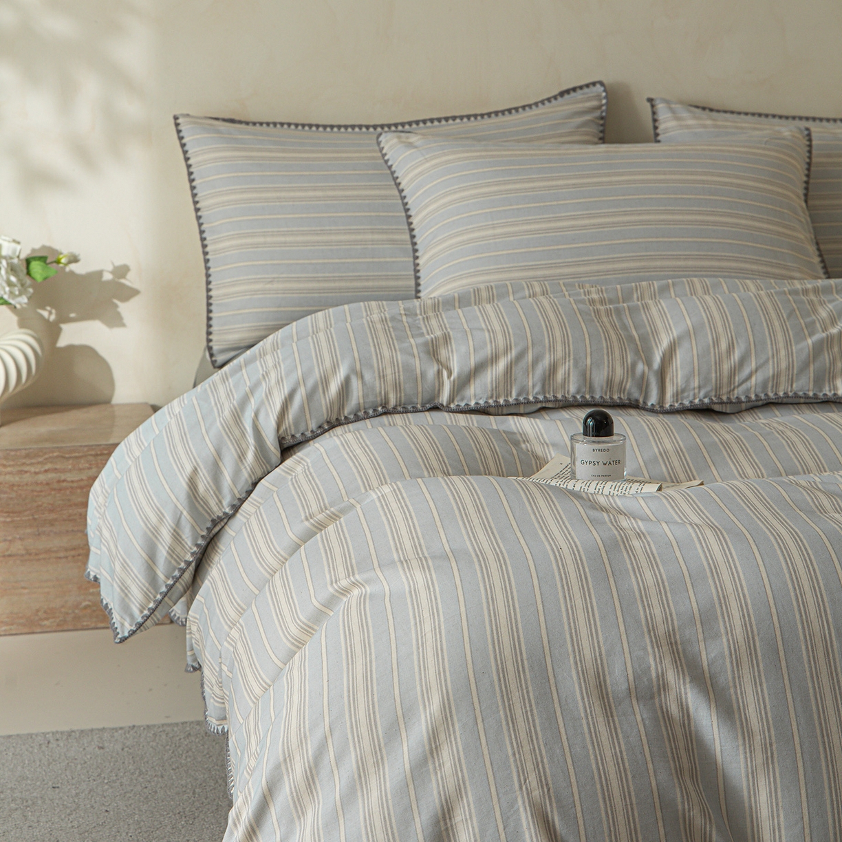 91家纺网 家纺一手货源 找家纺 桃子家居 2026新款A类纯棉棉麻三角针工艺贝壳边简约水洗棉麻四件套系列 棉麻-三角针流云条