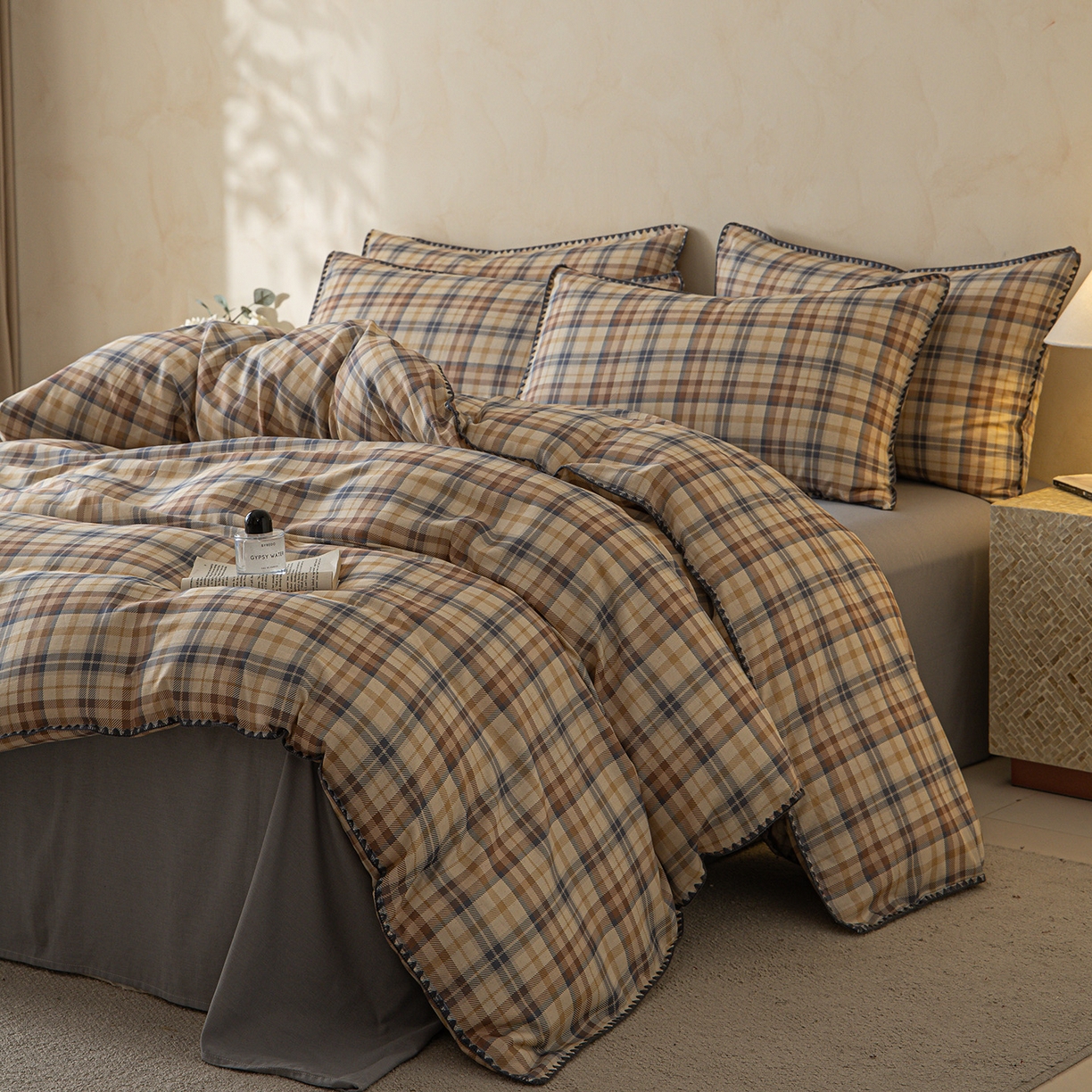 91家纺网 家纺一手货源 找家纺 桃子家居 2026新款A类纯棉棉麻三角针工艺贝壳边简约水洗棉麻四件套系列 棉麻-三角针雾蓝格