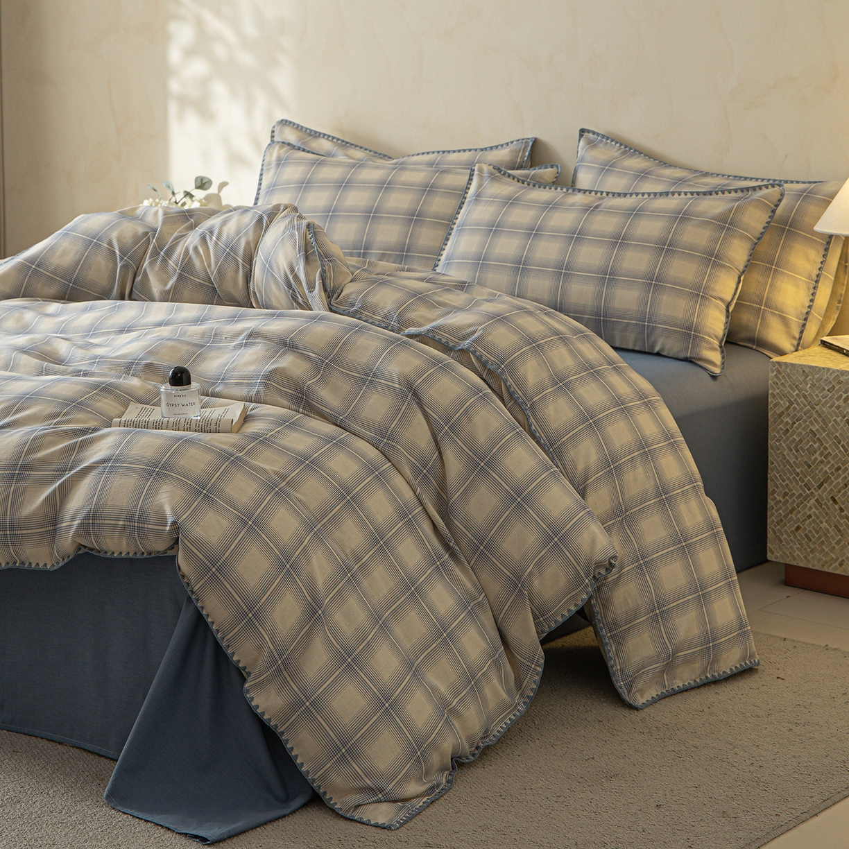 91家纺网 家纺一手货源 找家纺 桃子家居 2026新款A类纯棉棉麻三角针工艺贝壳边简约水洗棉麻四件套系列 棉麻-三角针英伦浅格