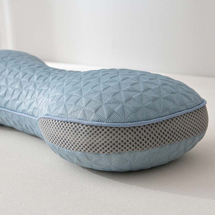 91家纺网 家纺一手货源 找家纺 小桃姐家纺 2025新款凉感冰丝苦荞骨形护颈枕 枕头枕芯 凉感冰丝苦荞骨形护颈枕-蓝色