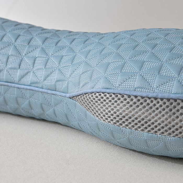 91家纺网 家纺一手货源 找家纺 小桃姐家纺 2025新款凉感冰丝苦荞骨形护颈枕 枕头枕芯 凉感冰丝苦荞骨形护颈枕-蓝色