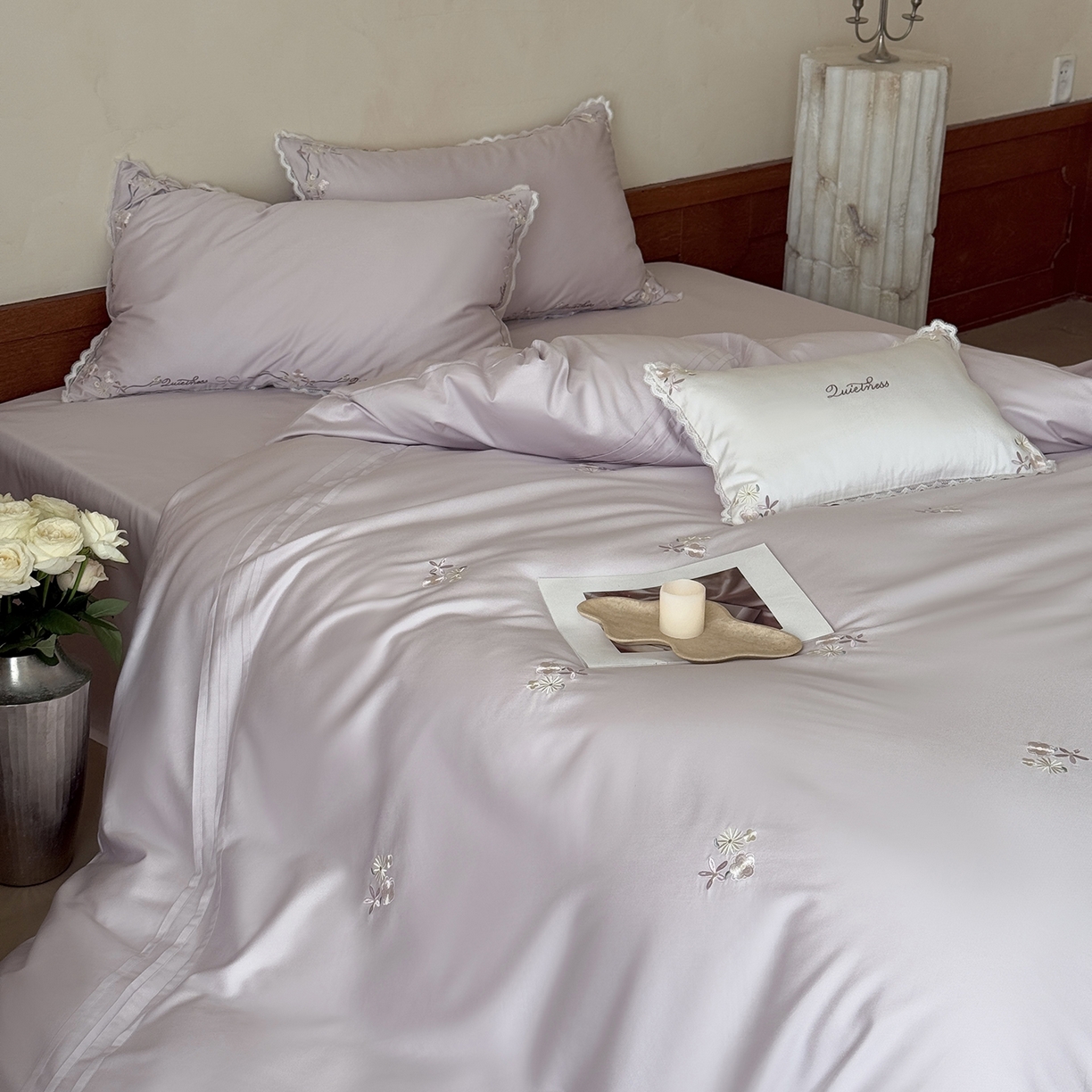 91家纺网 家纺一手货源 找家纺 鹿班家居 2026春季新品100S长绒棉精密刺绣系列四件套-少女花栈（标准会员-20元） 少女花栈-紫色