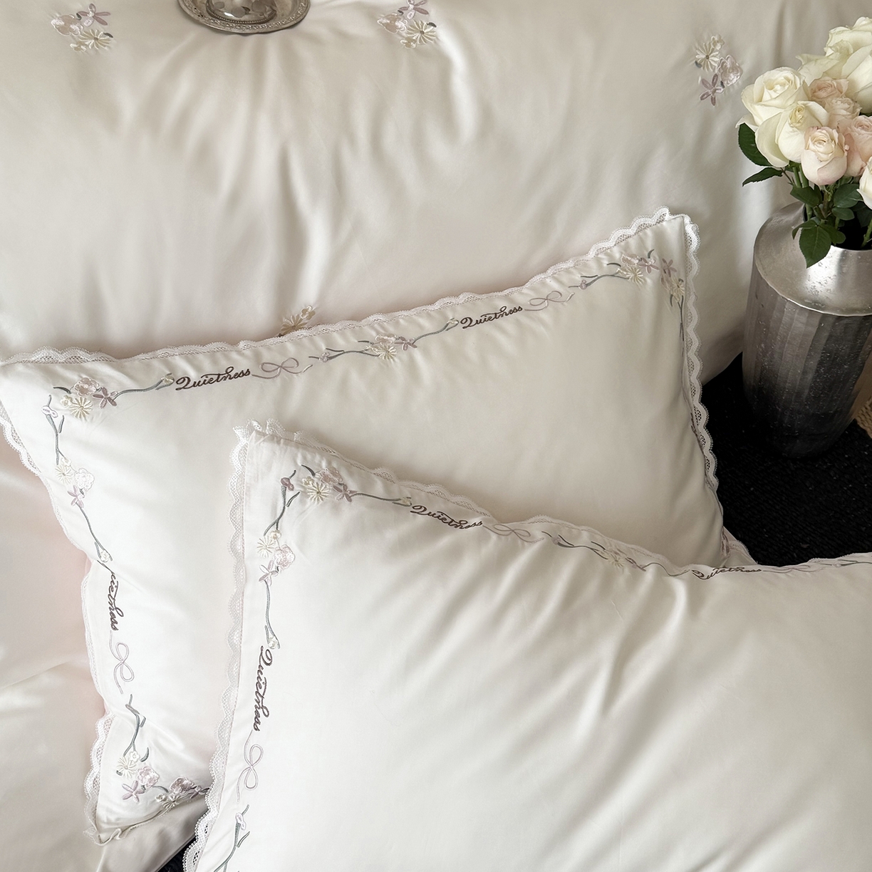 91家纺网 家纺一手货源 找家纺 （总）鹿班家居 2026春季新品100S长绒棉精密刺绣系列四件套-少女花栈（标准会员-20元）