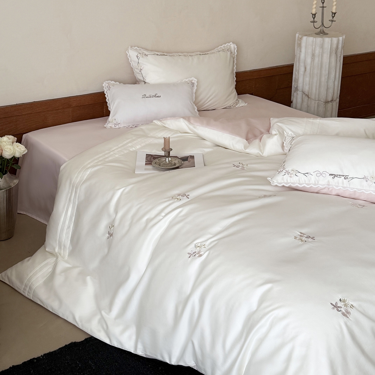 91家纺网 家纺一手货源 找家纺 鹿班家居 2026春季新品100S长绒棉精密刺绣系列四件套-少女花栈（标准会员-20元） 少女花栈-粉色