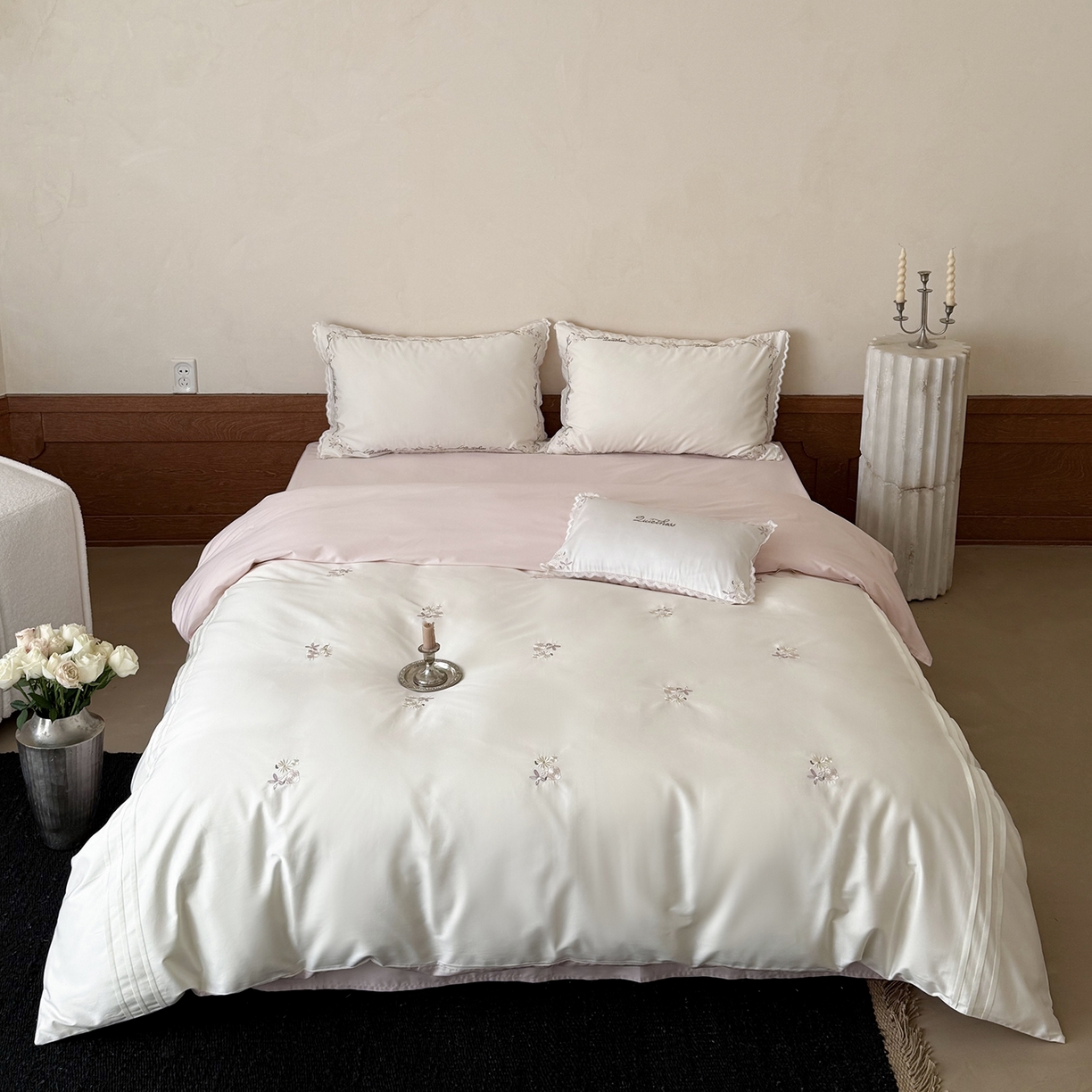 91家纺网 家纺一手货源 找家纺 鹿班家居 2026春季新品100S长绒棉精密刺绣系列四件套-少女花栈（标准会员-20元） 少女花栈-粉色