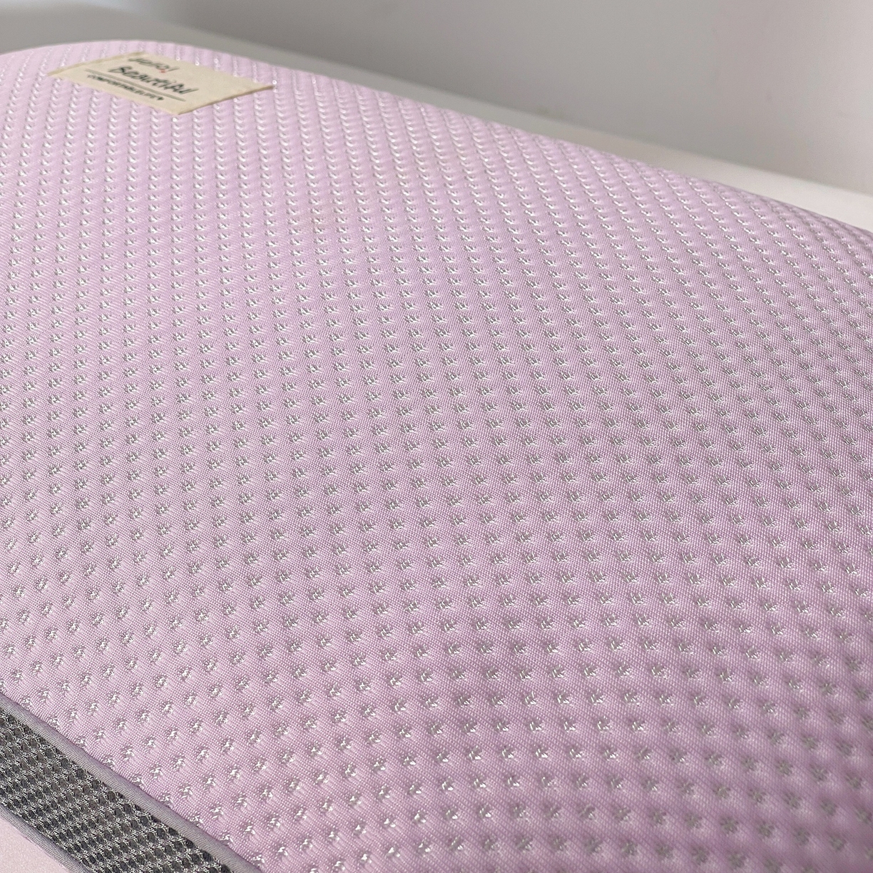 91家纺网 家纺一手货源 找家纺 小桃姐家纺 2025新款凉感冰丝枕荞麦枕头凉豆豆纯色透气面包枕头枕芯 紫色