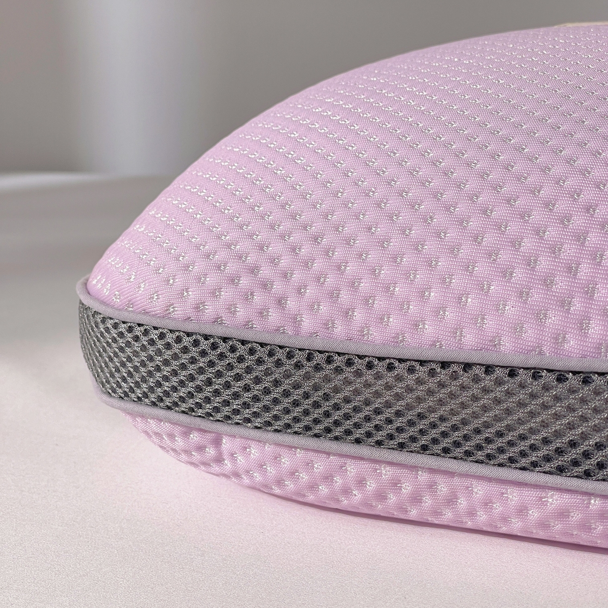 91家纺网 家纺一手货源 找家纺 小桃姐家纺 2025新款凉感冰丝枕荞麦枕头凉豆豆纯色透气面包枕头枕芯 紫色