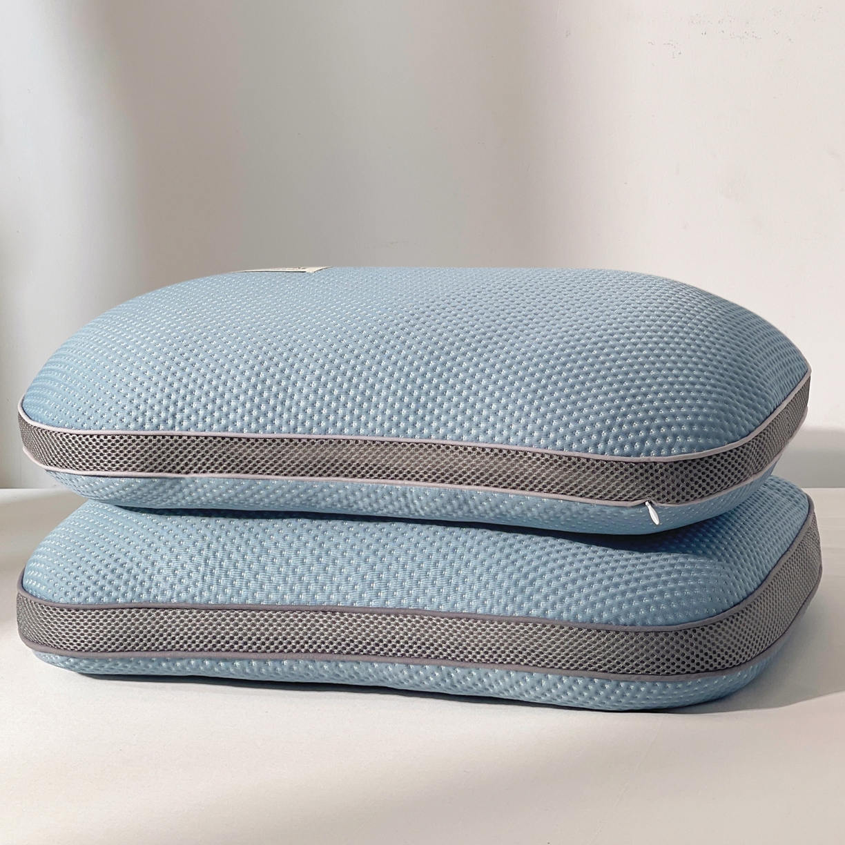 91家纺网 家纺一手货源 找家纺 小桃姐家纺 2025新款凉感冰丝枕荞麦枕头凉豆豆纯色透气面包枕头枕芯 蓝色