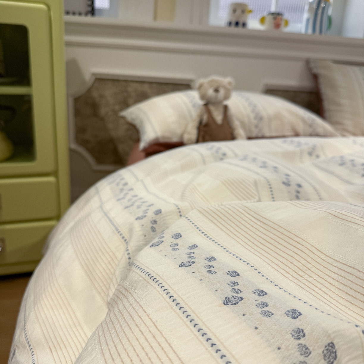 91家纺网 家纺一手货源 找家纺 珺柔家纺 2026新款A版色织提花B版水洗棉四件套 彼岸花