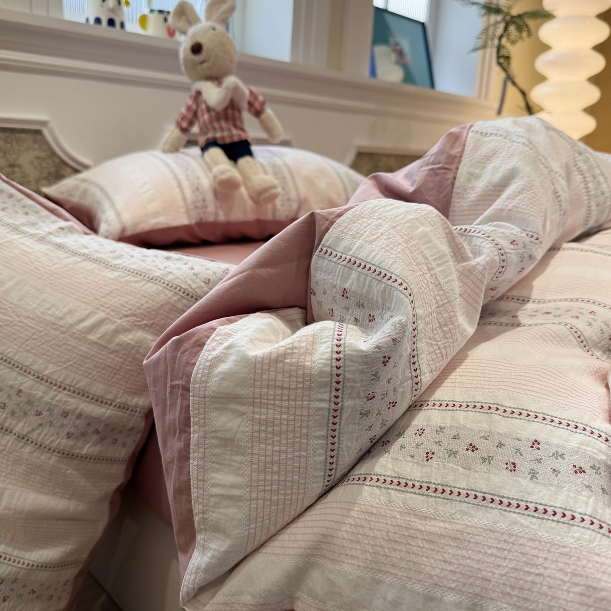 91家纺网 家纺一手货源 找家纺 珺柔家纺 2026新款A版色织提花B版水洗棉四件套 芳菲