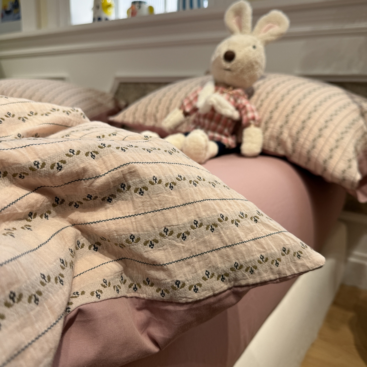 91家纺网 家纺一手货源 找家纺 珺柔家纺 2026新款A版色织提花B版水洗棉四件套 星梅