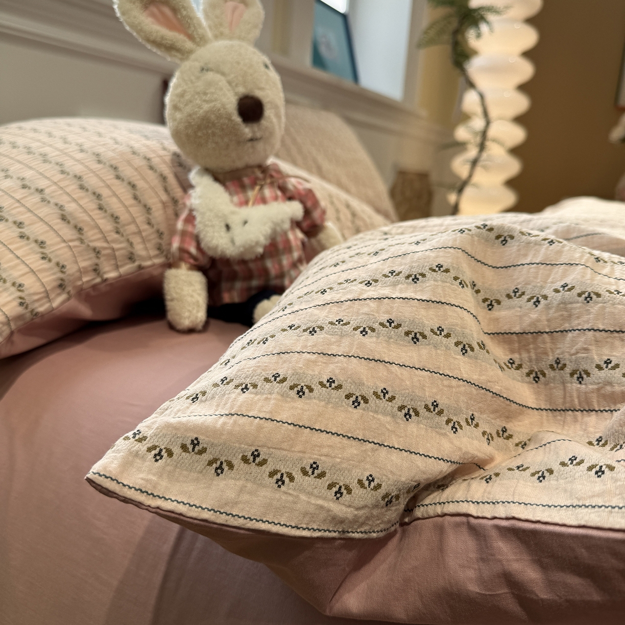 91家纺网 家纺一手货源 找家纺 珺柔家纺 2026新款A版色织提花B版水洗棉四件套 星梅