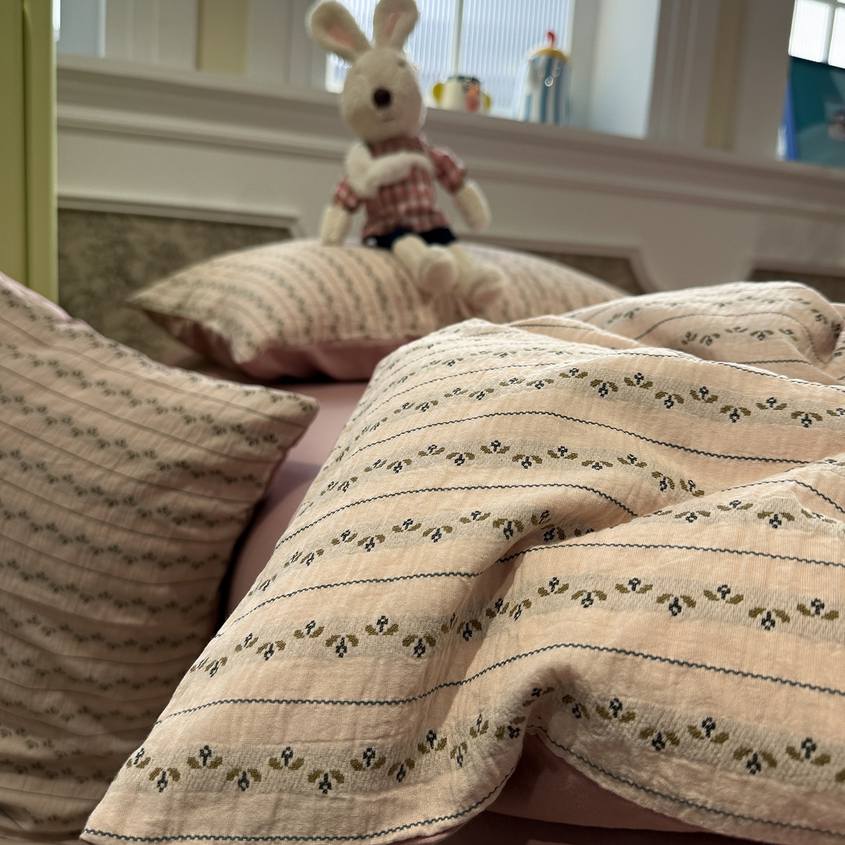 91家纺网 家纺一手货源 找家纺 珺柔家纺 2026新款A版色织提花B版水洗棉四件套 星梅