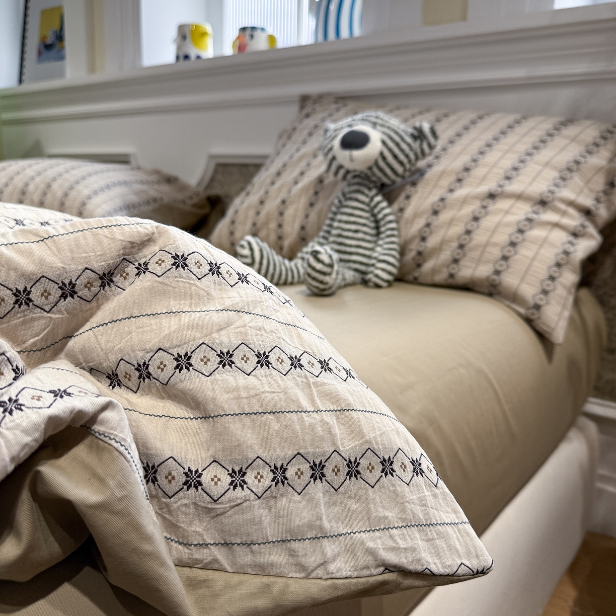 91家纺网 家纺一手货源 找家纺 珺柔家纺 2026新款A版色织提花B版水洗棉四件套 星恋奶咖