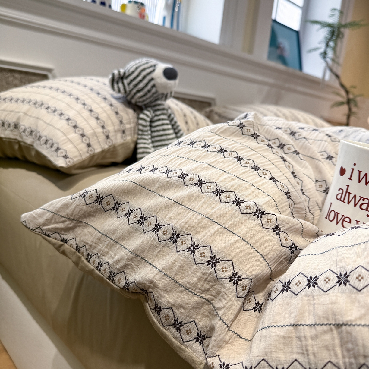 91家纺网 家纺一手货源 找家纺 珺柔家纺 2026新款A版色织提花B版水洗棉四件套 星恋奶咖