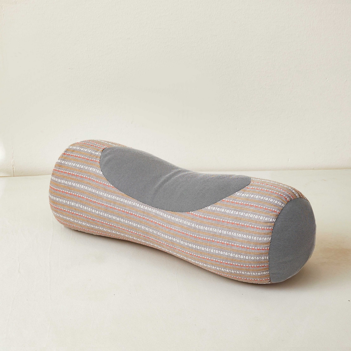 91家纺网 家纺一手货源 找家纺 小桃姐家纺 2025新款全棉纯棉圆柱荞麦枕护颈椎元宝枕枕头枕芯 A1全棉圆柱荞麦枕-【红棕】