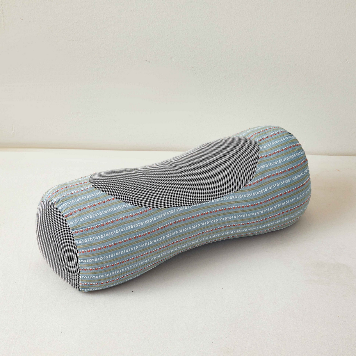 91家纺网 家纺一手货源 找家纺 小桃姐家纺 2025新款全棉纯棉圆柱荞麦枕护颈椎元宝枕枕头枕芯 A1全棉圆柱荞麦枕-【蓝色】