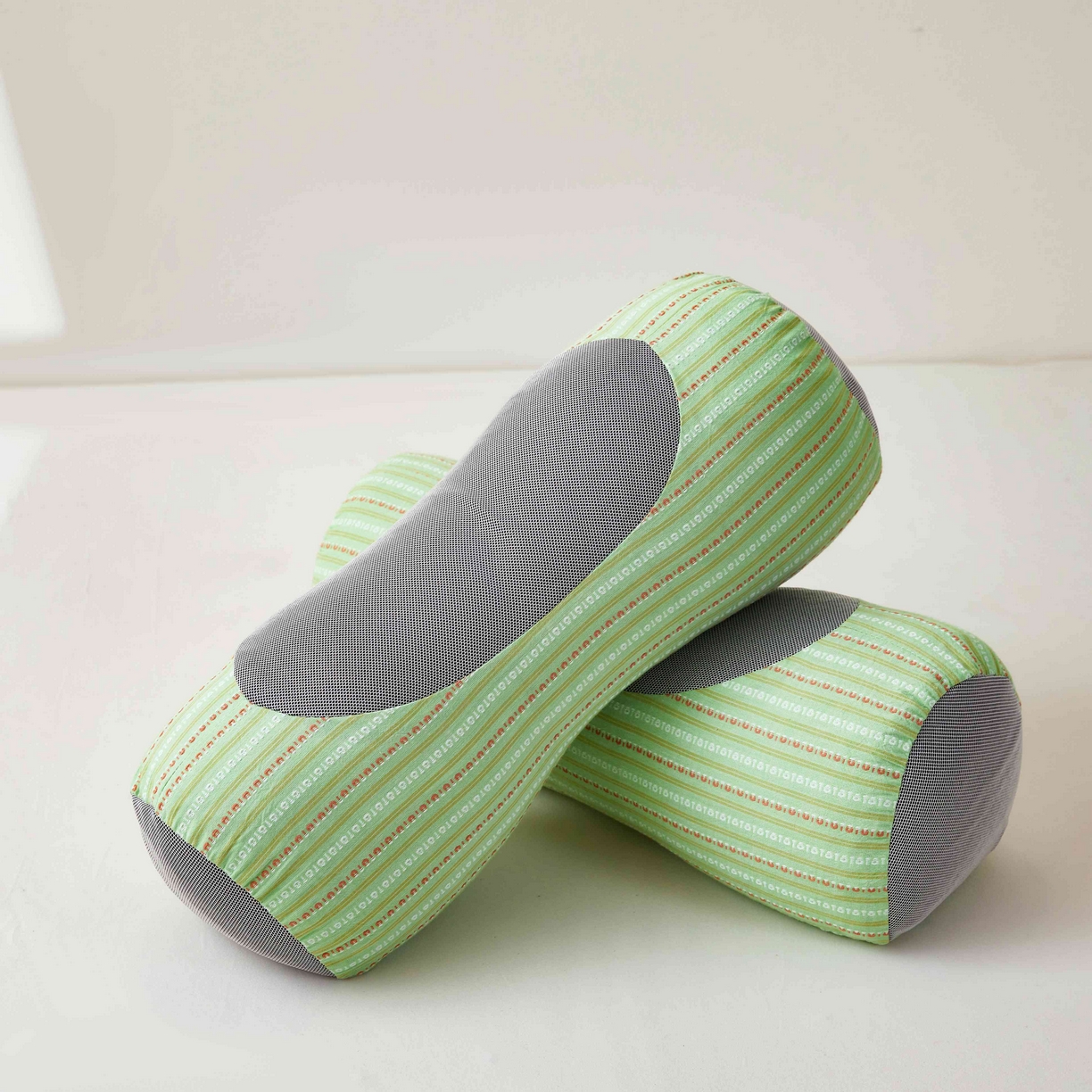 91家纺网 家纺一手货源 找家纺 小桃姐家纺 2025新款全棉纯棉圆柱荞麦枕护颈椎元宝枕枕头枕芯 A1全棉圆柱荞麦枕-【绿色】