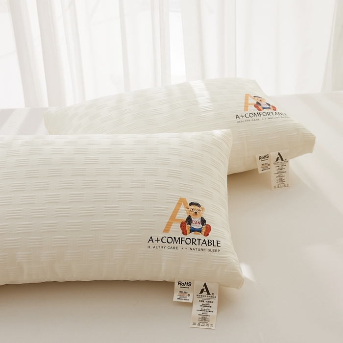 91家纺网 家纺一手货源 找家纺 （总）小桃姐家纺 2025新款华夫格单边小熊  卡通枕芯 枕头 48*74cm