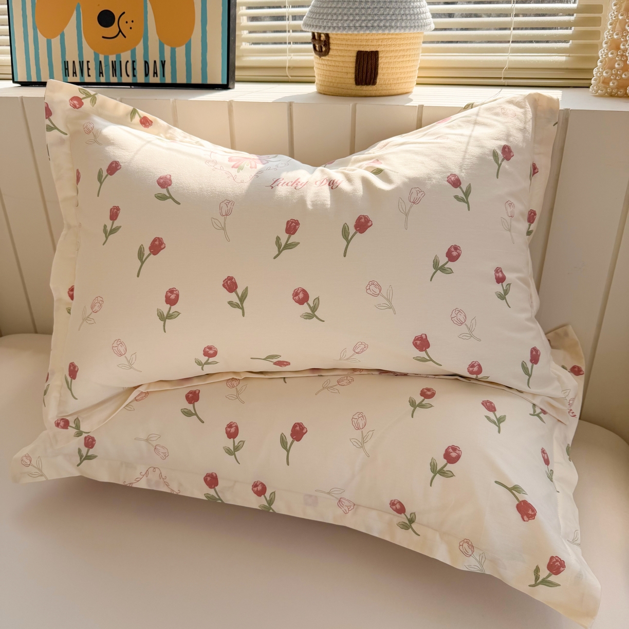 91家纺网 家纺一手货源 找家纺 百寐 2026新款13372全棉信封印花系列枕套 后花园