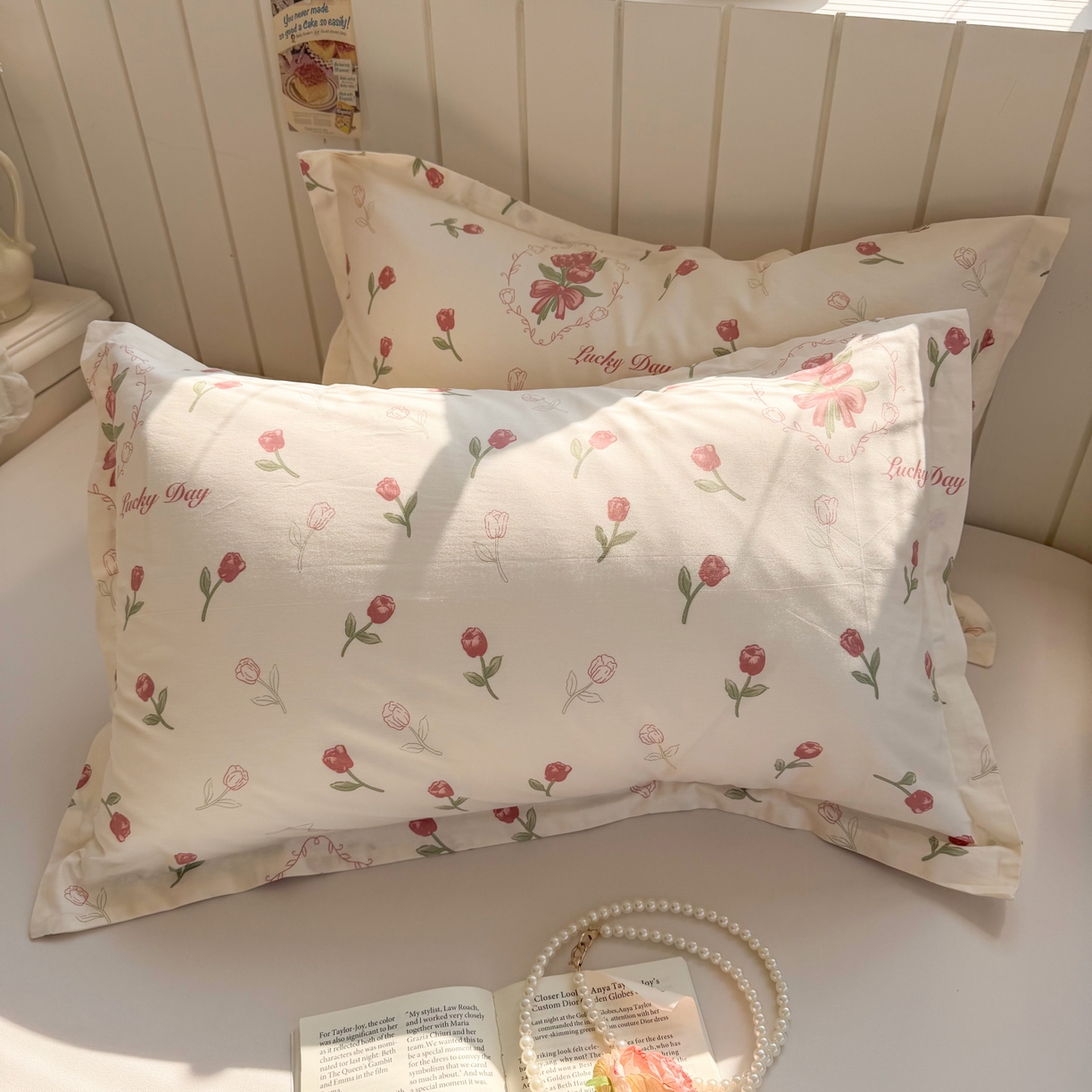 91家纺网 家纺一手货源 找家纺 百寐 2026新款13372全棉信封印花系列枕套 后花园