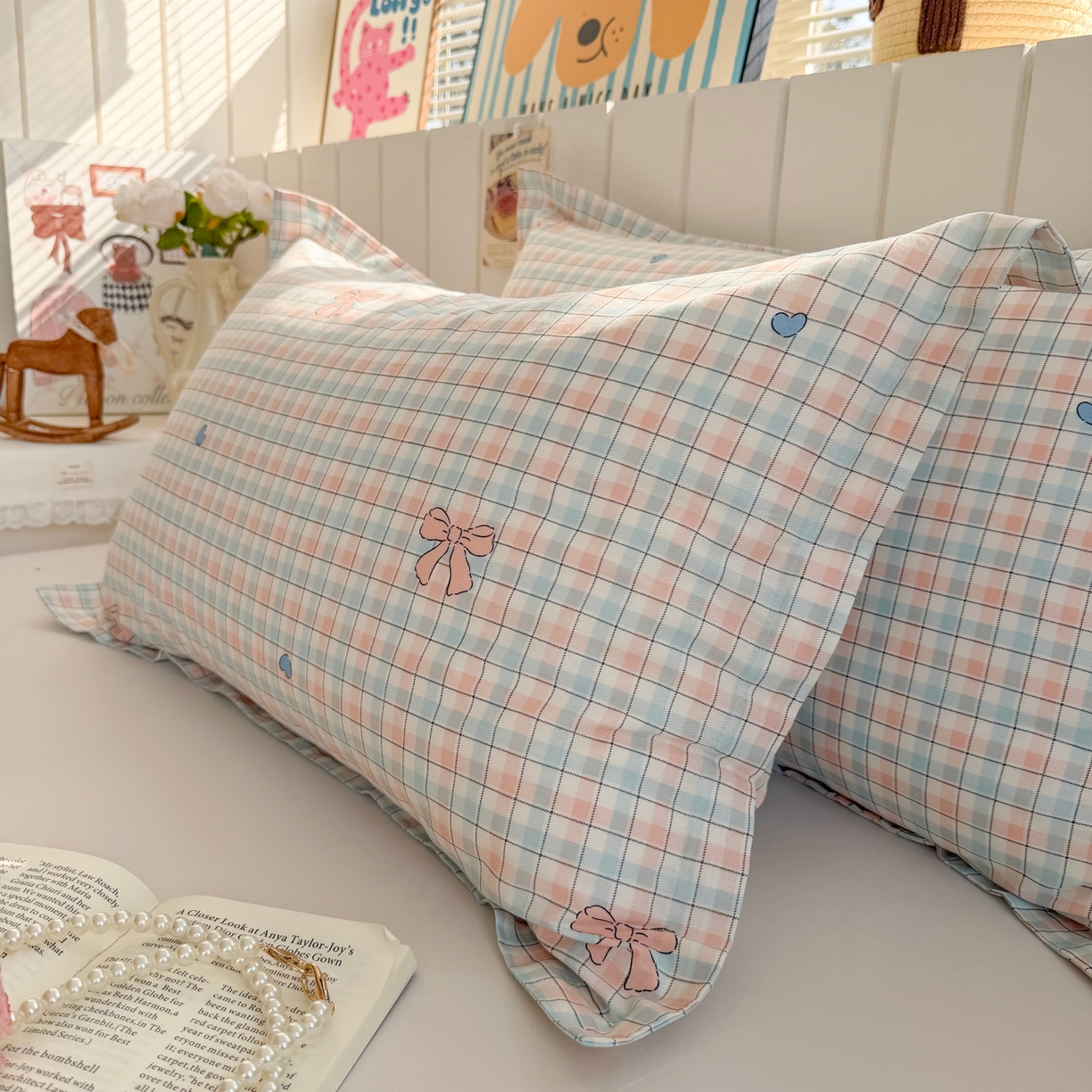 91家纺网 家纺一手货源 找家纺 百寐 2026新款13372全棉信封印花系列枕套 蝴蝶结