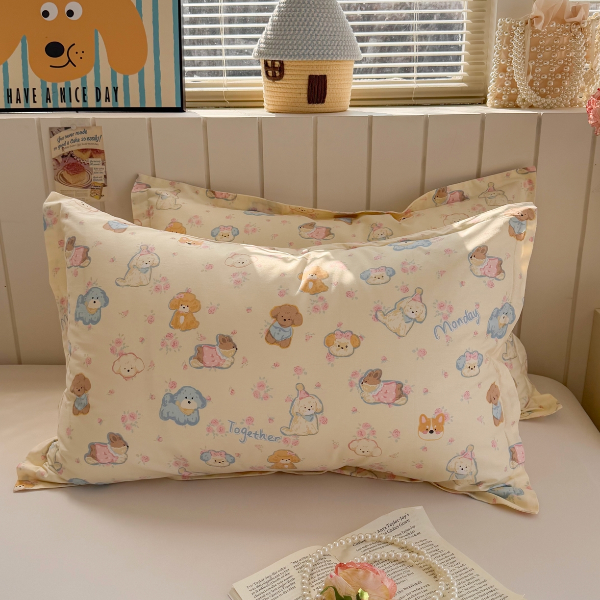 91家纺网 家纺一手货源 找家纺 百寐 2026新款13372全棉信封印花系列枕套 泡芙狗