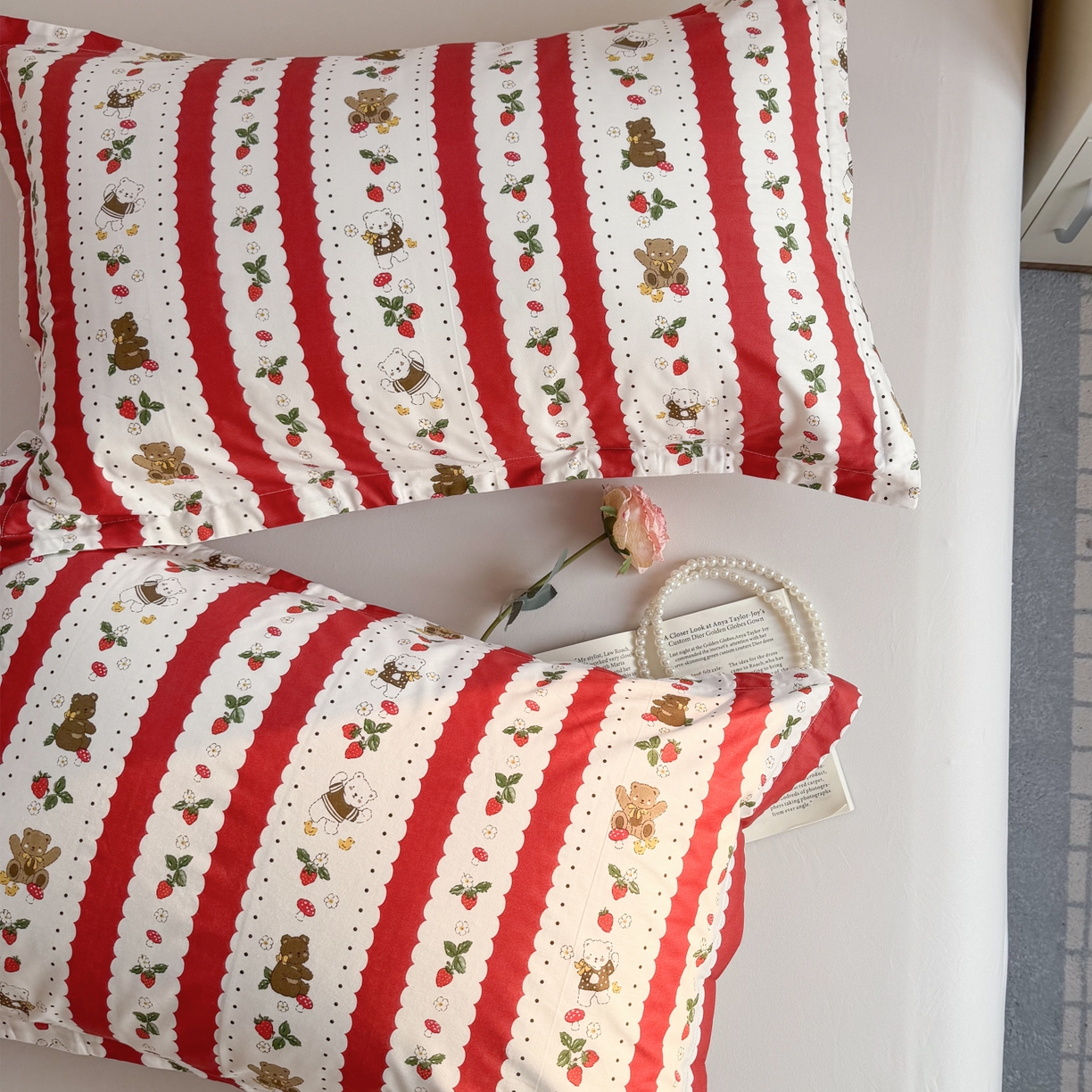 91家纺网 家纺一手货源 找家纺 百寐 2026新款13372全棉信封印花系列枕套 圣诞熊