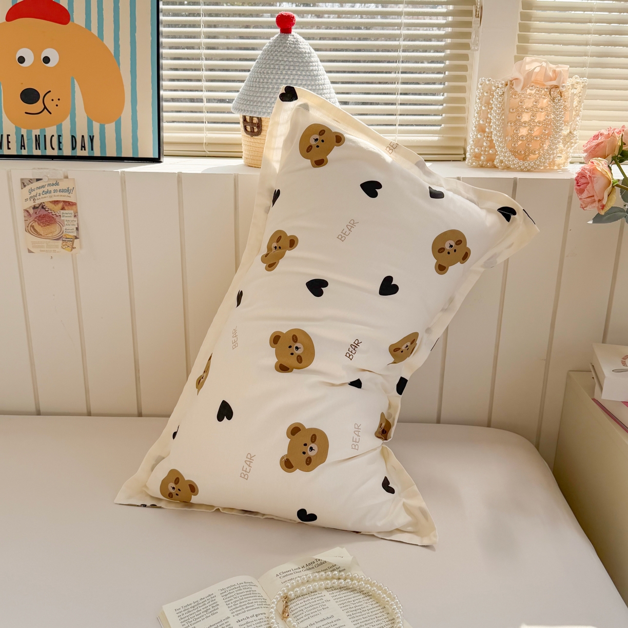 91家纺网 家纺一手货源 找家纺 百寐 2026新款13372全棉信封印花系列枕套 心心熊