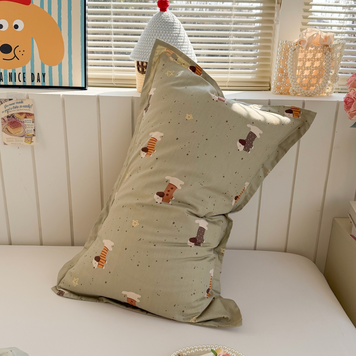 91家纺网 家纺一手货源 找家纺 百寐 2026新款13372全棉信封印花系列枕套 星星狗