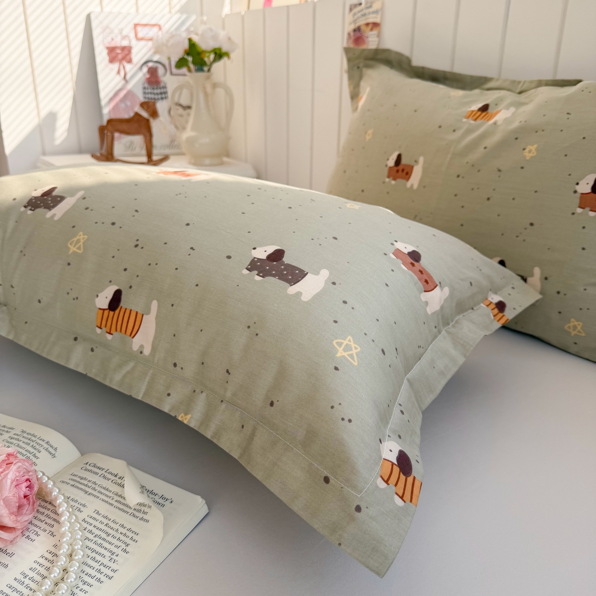 91家纺网 家纺一手货源 找家纺 百寐 2026新款13372全棉信封印花系列枕套 星星狗