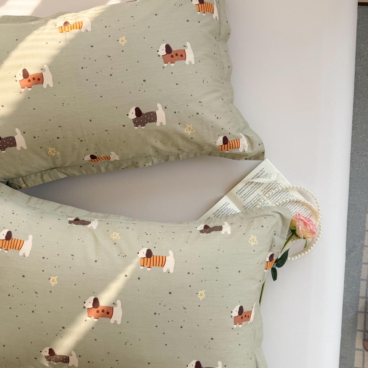 91家纺网 家纺一手货源 找家纺 百寐 2026新款13372全棉信封印花系列枕套 星星狗