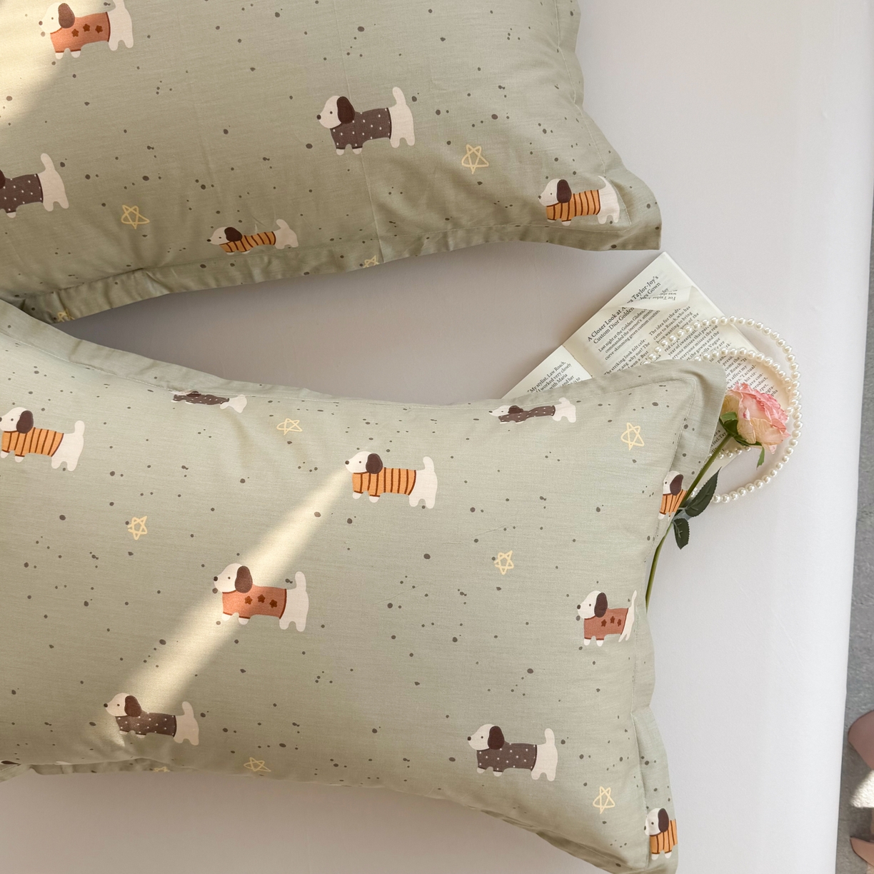 91家纺网 家纺一手货源 找家纺 百寐 2026新款13372全棉信封印花系列枕套 星星狗