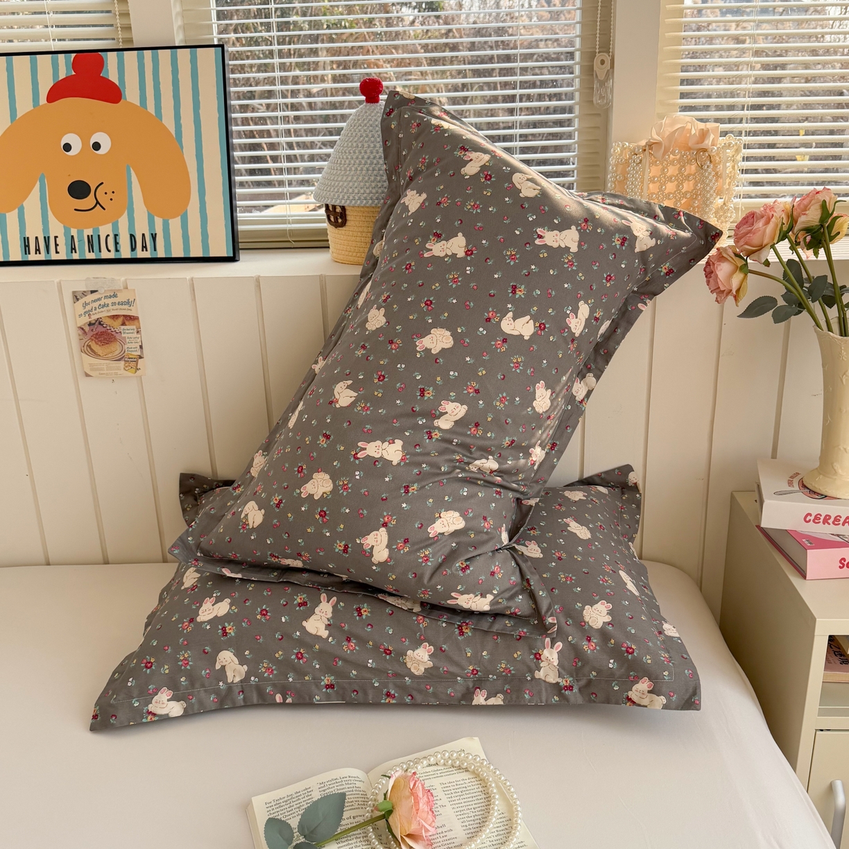 91家纺网 家纺一手货源 找家纺 百寐 2026新款13372全棉信封印花系列枕套 月光兔