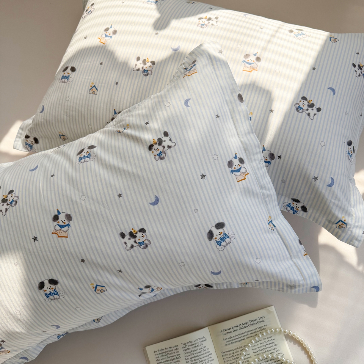 91家纺网 家纺一手货源 找家纺 百寐 2026新款13372全棉信封印花系列枕套 月亮狗