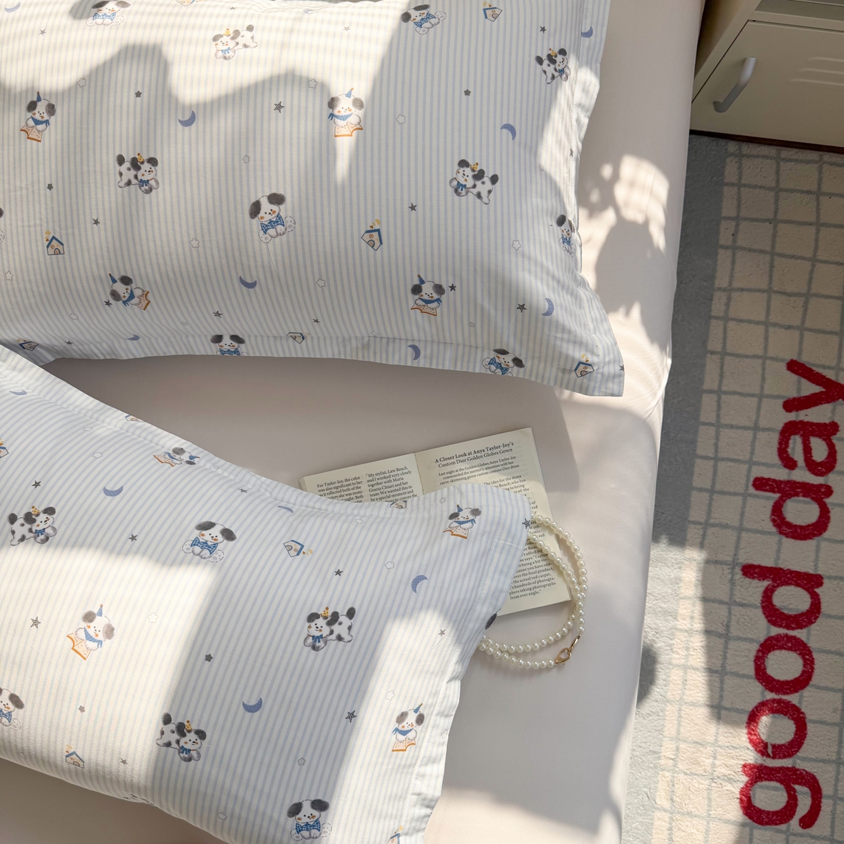 91家纺网 家纺一手货源 找家纺 百寐 2026新款13372全棉信封印花系列枕套 月亮狗