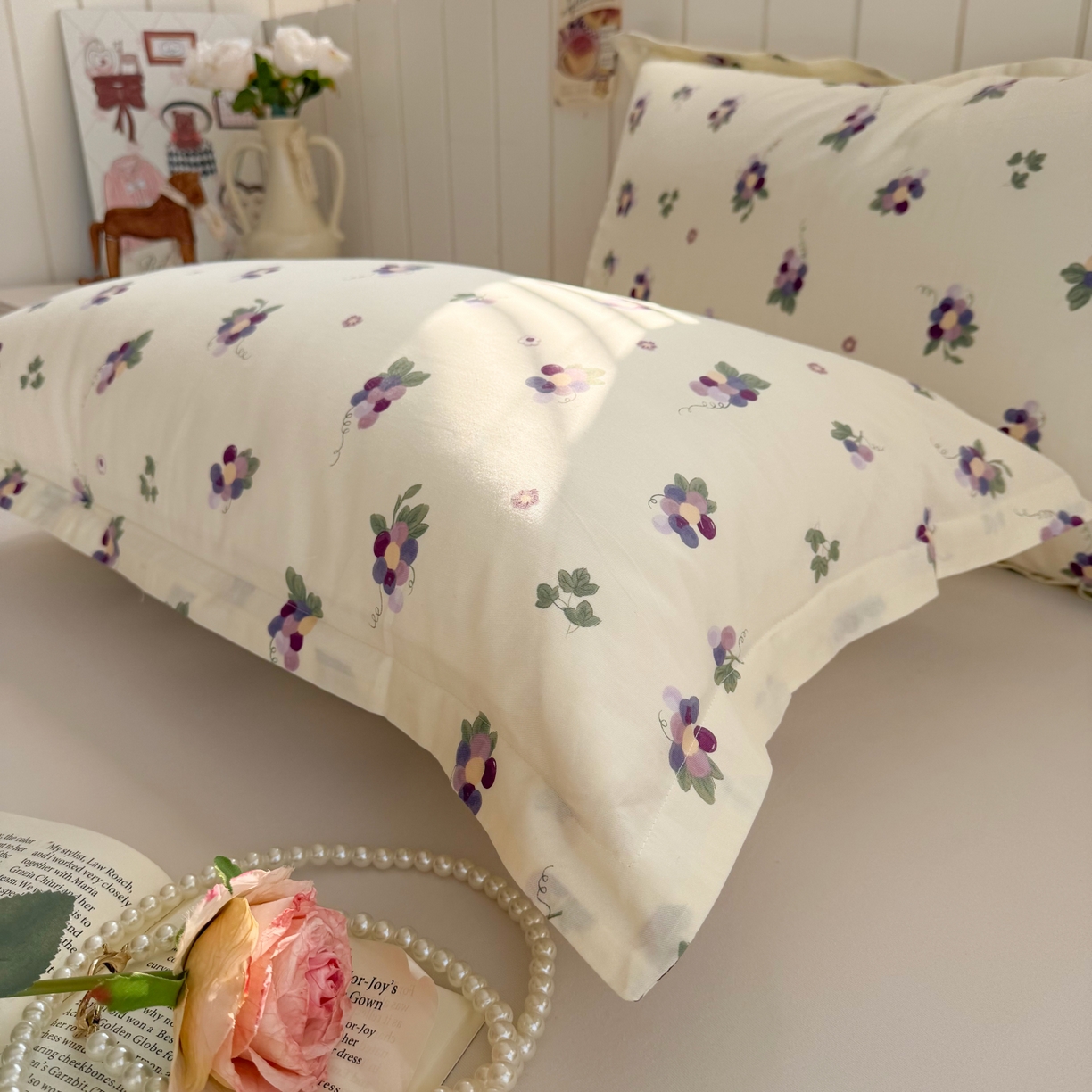 91家纺网 家纺一手货源 找家纺 百寐 2026新款13372全棉信封印花系列枕套 紫葡萄