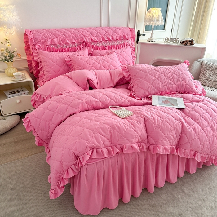 91家纺网 家纺一手货源 找家纺 怡源梦 2026新款A类亲肤棉全包夹棉床头罩-蝴蝶飞飞系列 粉色