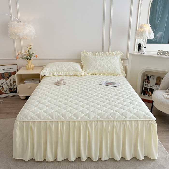 91家纺网 家纺一手货源 找家纺 怡源梦 2026新款A类亲肤棉全包夹棉床头罩-蝴蝶飞飞系列 米黄