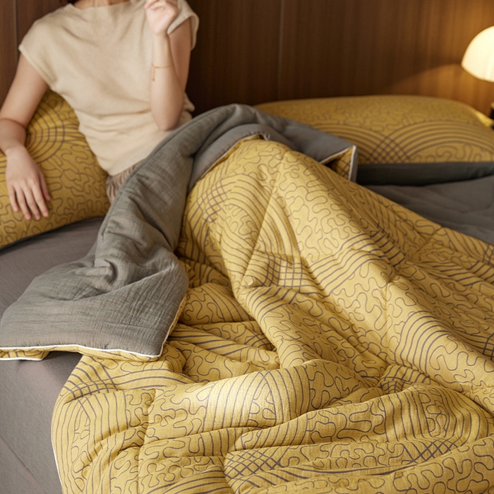 91家纺网 家纺一手货源 找家纺 春皖家纺 2026新款全棉双层提花夏被四件套 都市时尚