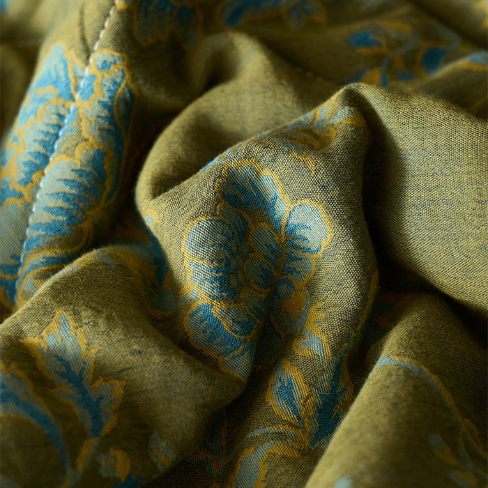 91家纺网 家纺一手货源 找家纺 春皖家纺 2026新款全棉双层提花夏被四件套 卡拉舞曲