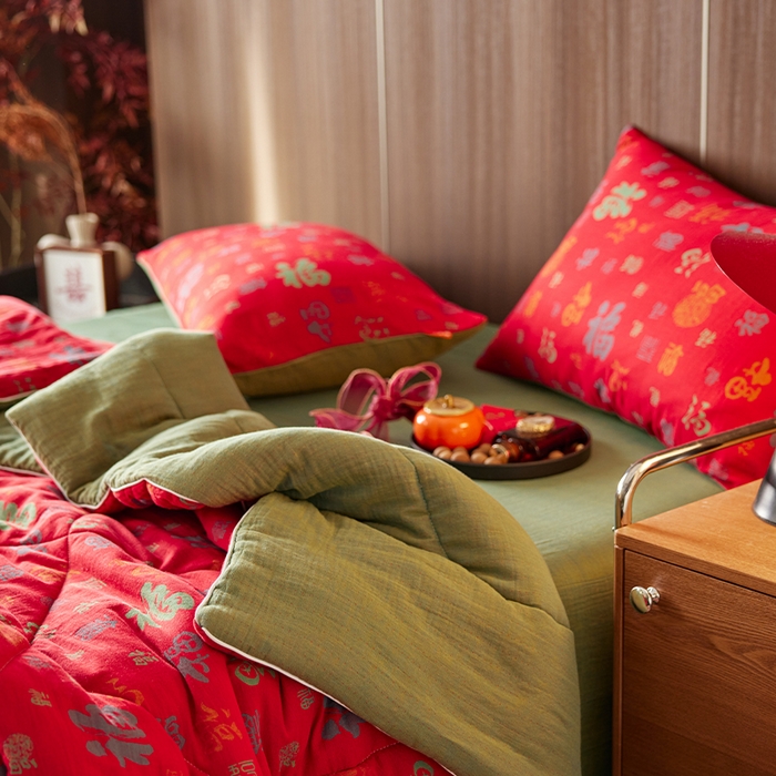 91家纺网 家纺一手货源 找家纺 春皖家纺 2026新款全棉双层提花夏被四件套 夏被红百福