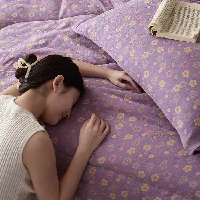 91家纺网 家纺一手货源 找家纺 春皖家纺 2026新款全棉双层提花夏被四件套 雪花飘