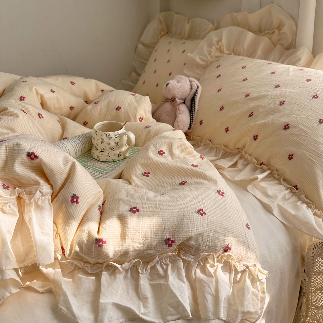 91家纺网 家纺一手货源 找家纺 艾咪-Amy ntmy 2026新款法式花边全棉色织小提花四件套 花边款-蔷薇黄