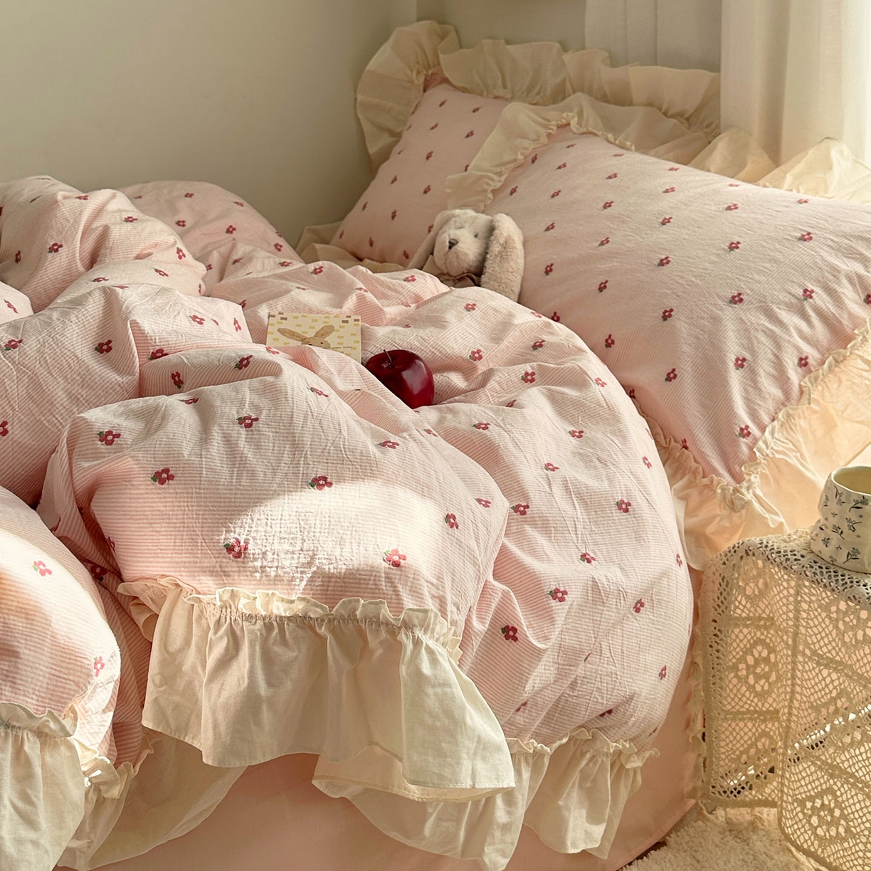 91家纺网 家纺一手货源 找家纺 艾咪-Amy ntmy 2026新款法式花边全棉色织小提花四件套 花边款-蔷薇粉